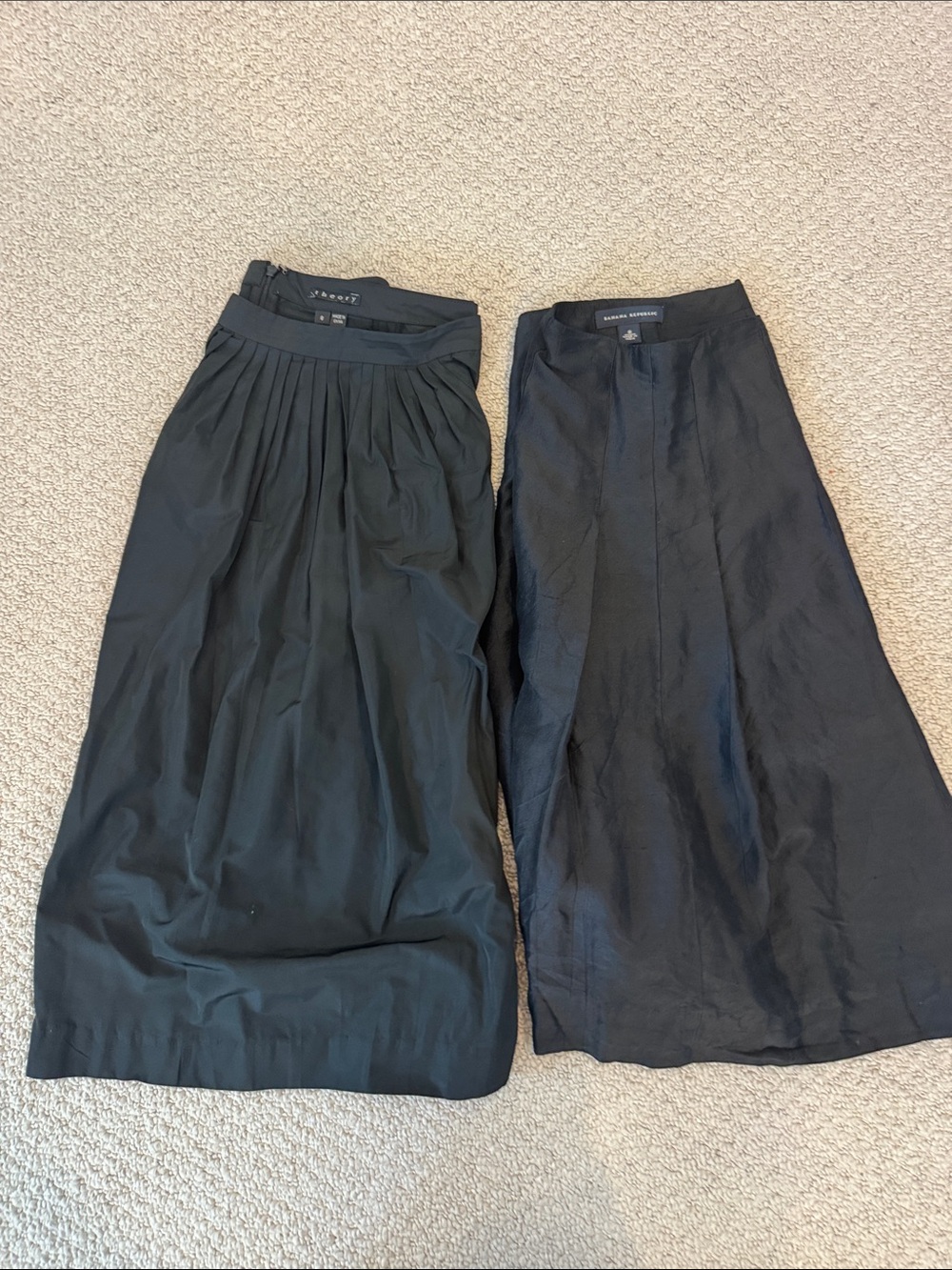 Women's Black Skirt Bundle theory and Banana Republic